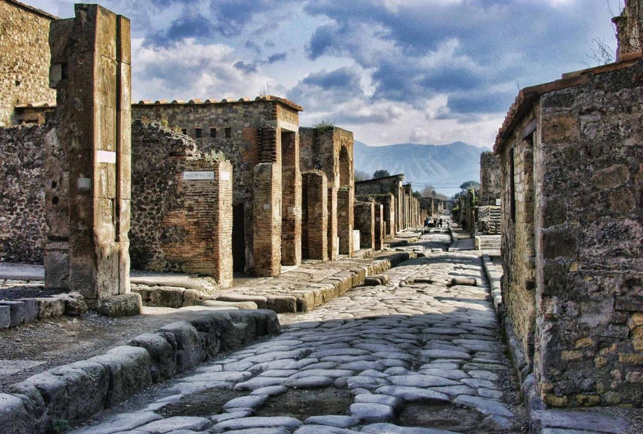 Love Inn Pompeya Exterior foto